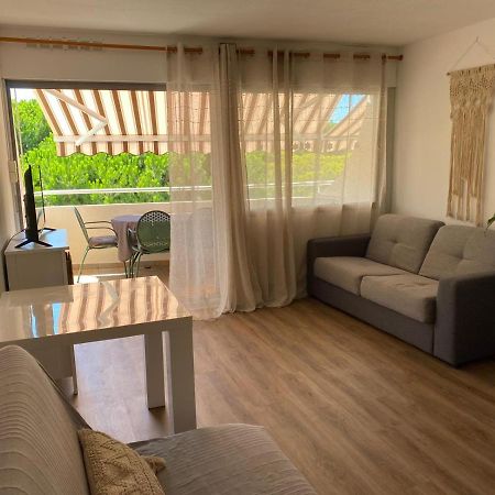 Agreable Studio Cabine A 5 Min A Pied De La Plage Le Grau-du-Roi Exterior photo